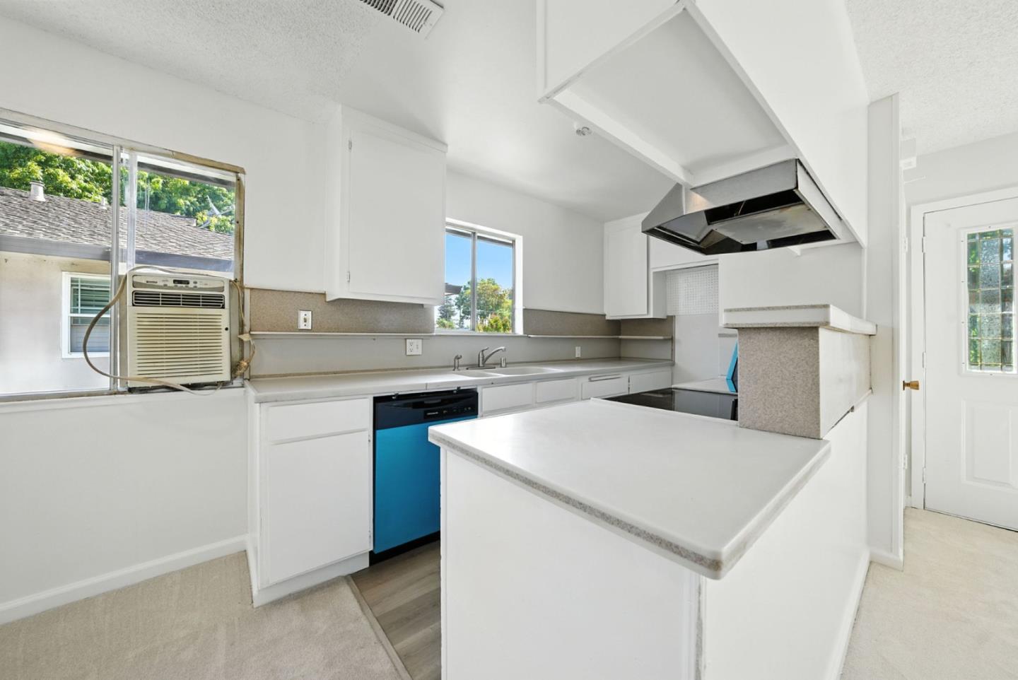 Detail Gallery Image 18 of 51 For 1264 Bouret Dr #4,  San Jose,  CA 95118 - 2 Beds | 1 Baths