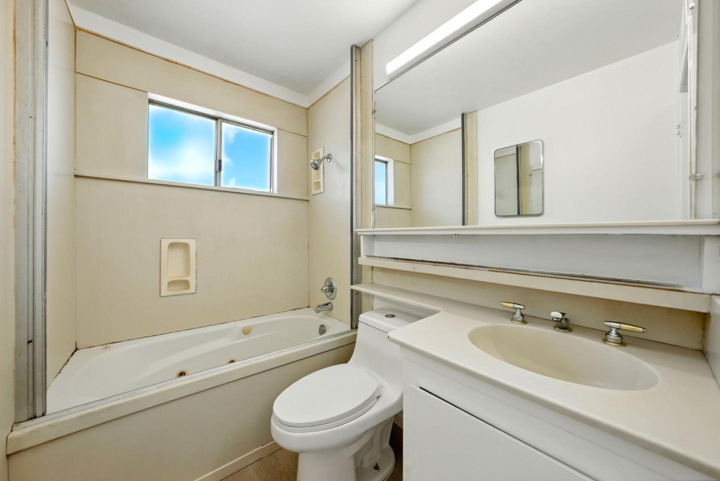 Detail Gallery Image 24 of 51 For 1264 Bouret Dr #4,  San Jose,  CA 95118 - 2 Beds | 1 Baths