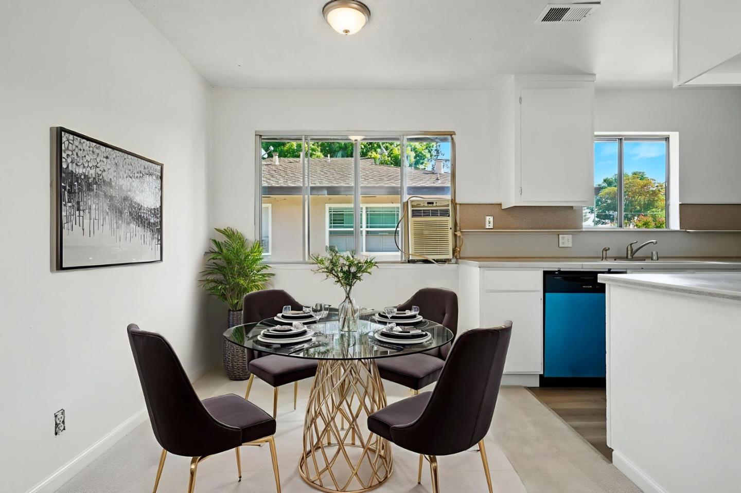 Detail Gallery Image 4 of 51 For 1264 Bouret Dr #4,  San Jose,  CA 95118 - 2 Beds | 1 Baths