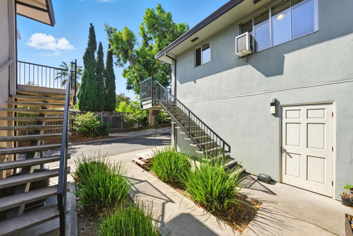 Detail Gallery Image 50 of 51 For 1264 Bouret Dr #4,  San Jose,  CA 95118 - 2 Beds | 1 Baths