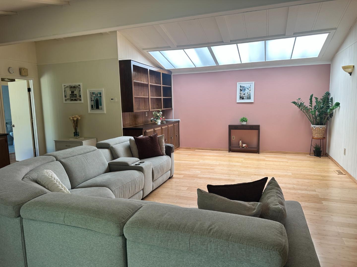 Detail Gallery Image 4 of 26 For 259 Mountain Springs Dr #259,  San Jose,  CA 95136 - 2 Beds | 2 Baths