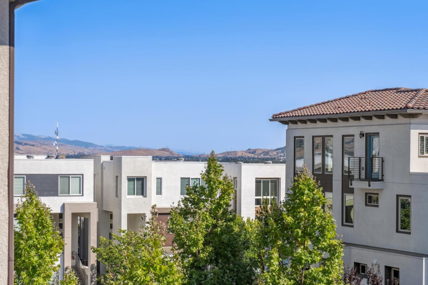Detail Gallery Image 26 of 88 For 193 William Manly St #4,  San Jose,  CA 95136 - 2 Beds | 2 Baths