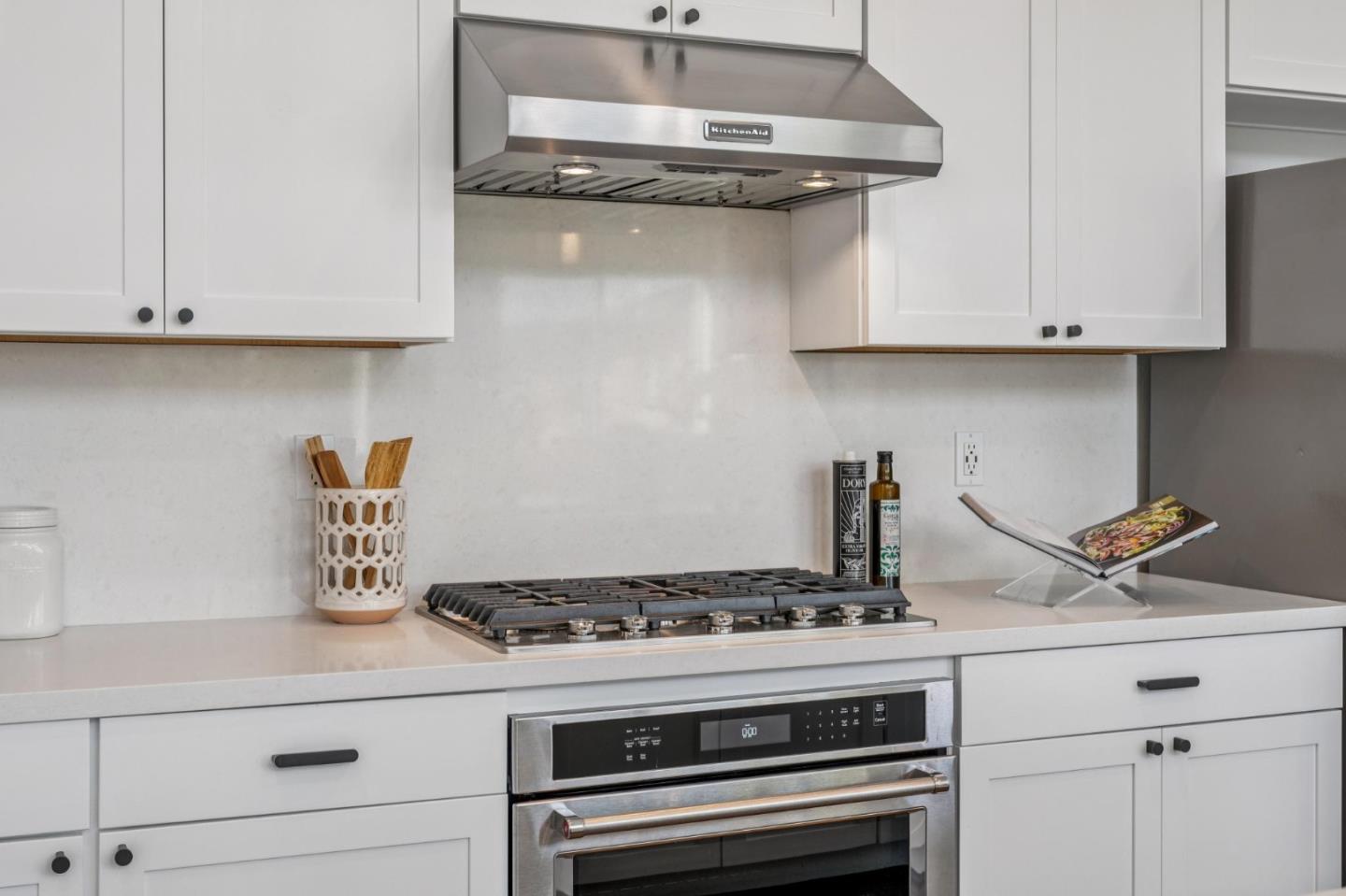 Detail Gallery Image 33 of 88 For 193 William Manly St #4,  San Jose,  CA 95136 - 2 Beds | 2 Baths