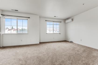 Detail Gallery Image 17 of 26 For 1392 New Hampshire Ct, Salinas,  CA 93905 - 5 Beds | 3 Baths