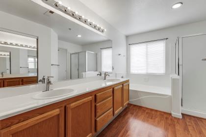 Detail Gallery Image 19 of 26 For 1392 New Hampshire Ct, Salinas,  CA 93905 - 5 Beds | 3 Baths