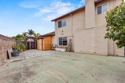 Detail Gallery Image 6 of 26 For 1392 New Hampshire Ct, Salinas,  CA 93905 - 5 Beds | 3 Baths