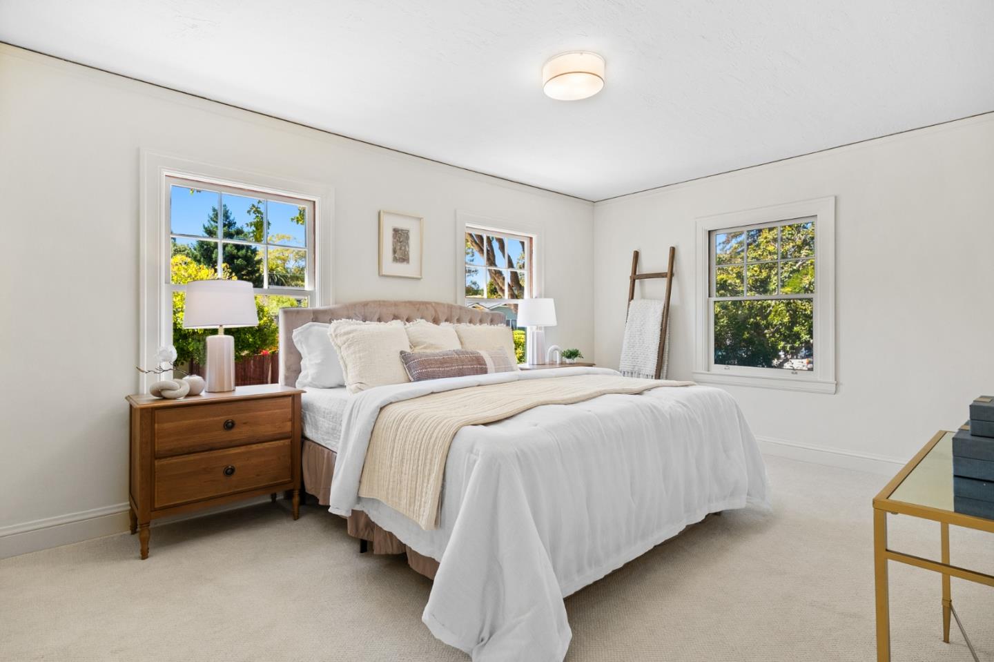 Detail Gallery Image 18 of 45 For 1000 Capuchino Ave, Burlingame,  CA 94010 - 2 Beds | 1 Baths