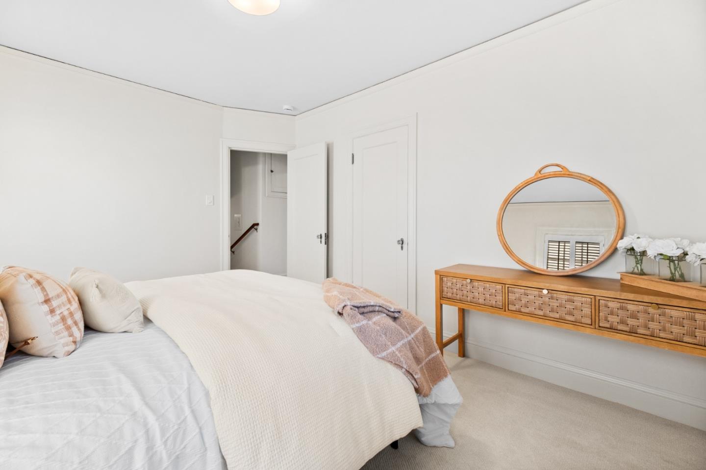 Detail Gallery Image 23 of 45 For 1000 Capuchino Ave, Burlingame,  CA 94010 - 2 Beds | 1 Baths