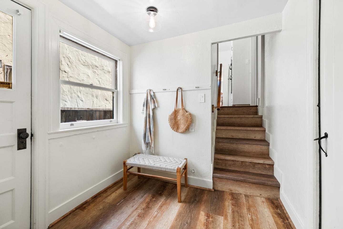Detail Gallery Image 25 of 45 For 1000 Capuchino Ave, Burlingame,  CA 94010 - 2 Beds | 1 Baths