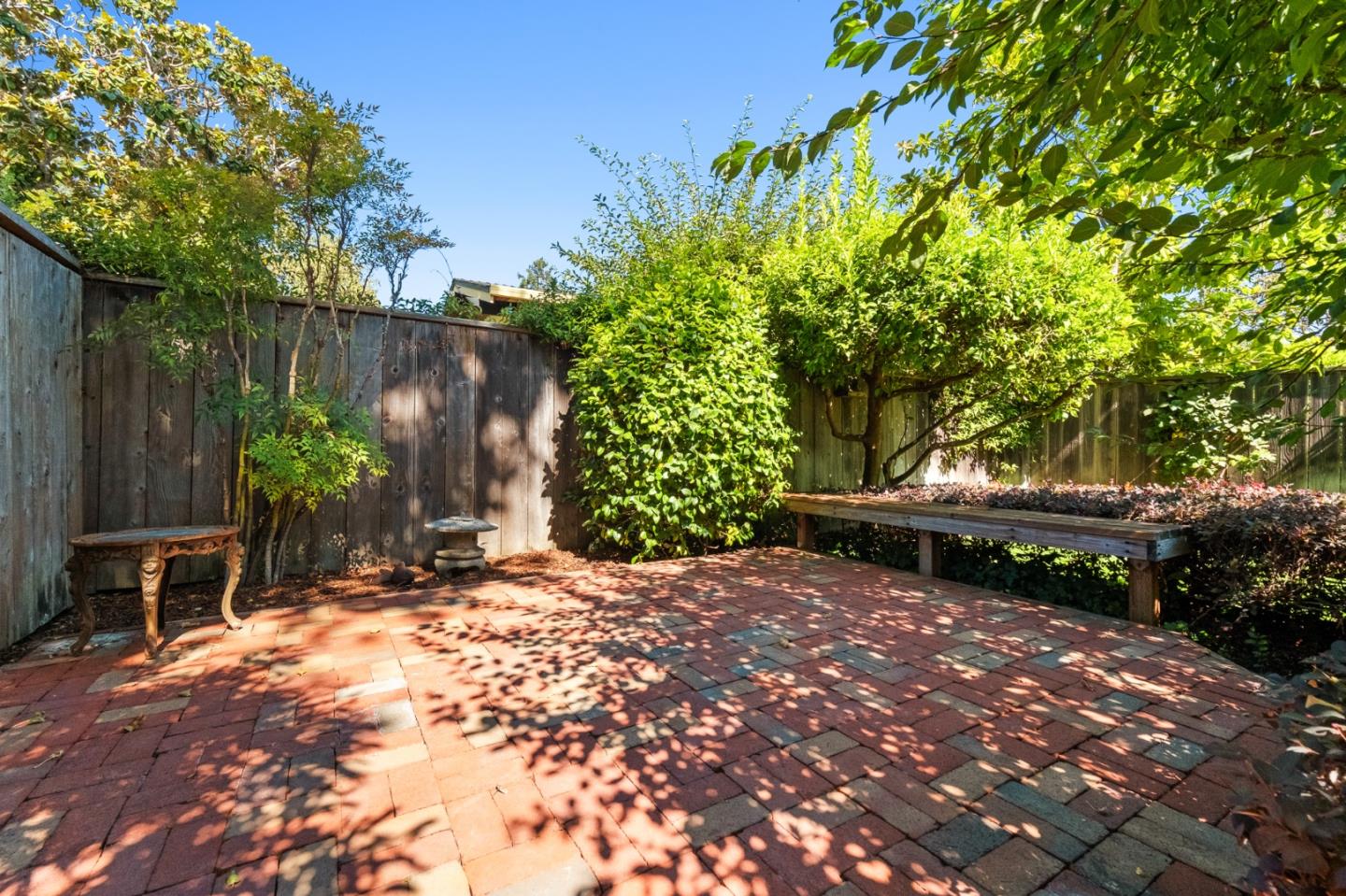 Detail Gallery Image 34 of 45 For 1000 Capuchino Ave, Burlingame,  CA 94010 - 2 Beds | 1 Baths