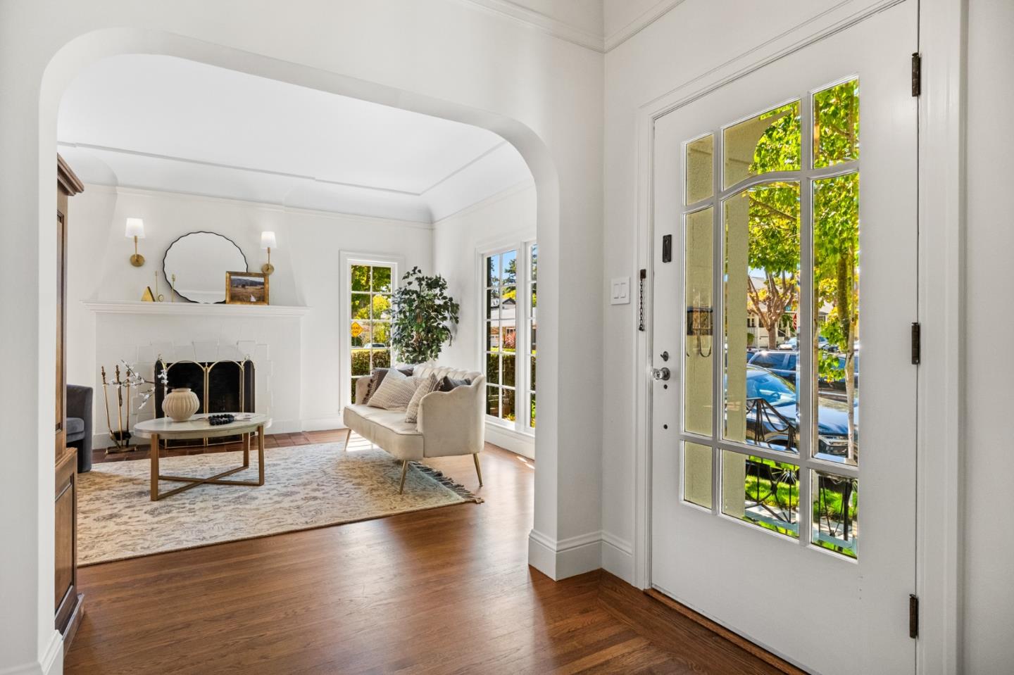 Detail Gallery Image 6 of 45 For 1000 Capuchino Ave, Burlingame,  CA 94010 - 2 Beds | 1 Baths