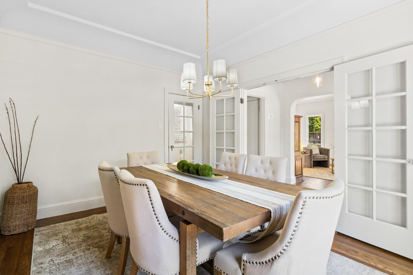 Detail Gallery Image 9 of 45 For 1000 Capuchino Ave, Burlingame,  CA 94010 - 2 Beds | 1 Baths