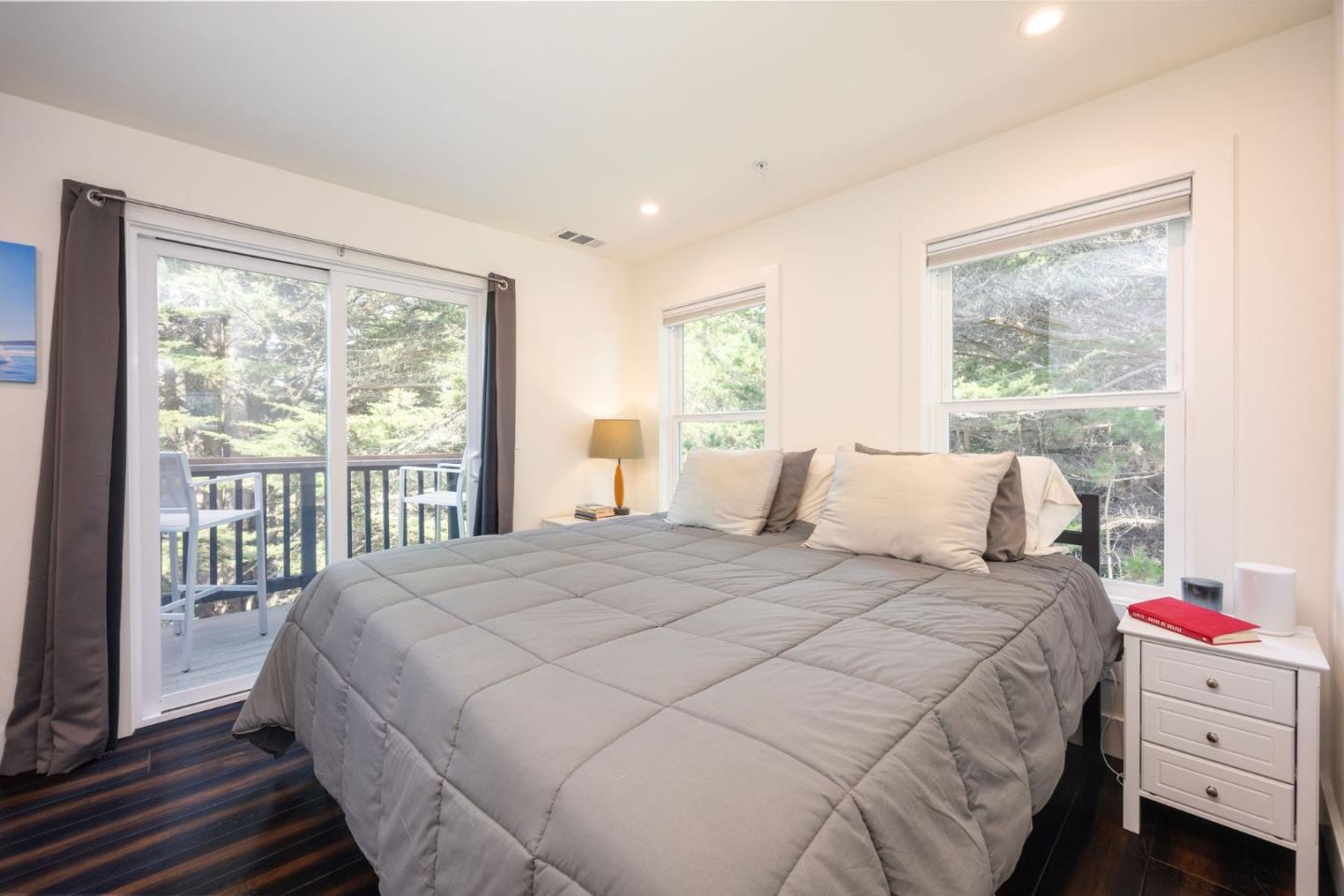 Detail Gallery Image 24 of 38 For 655 Vue De Mer Ave, Moss Beach,  CA 94038 - 3 Beds | 2 Baths