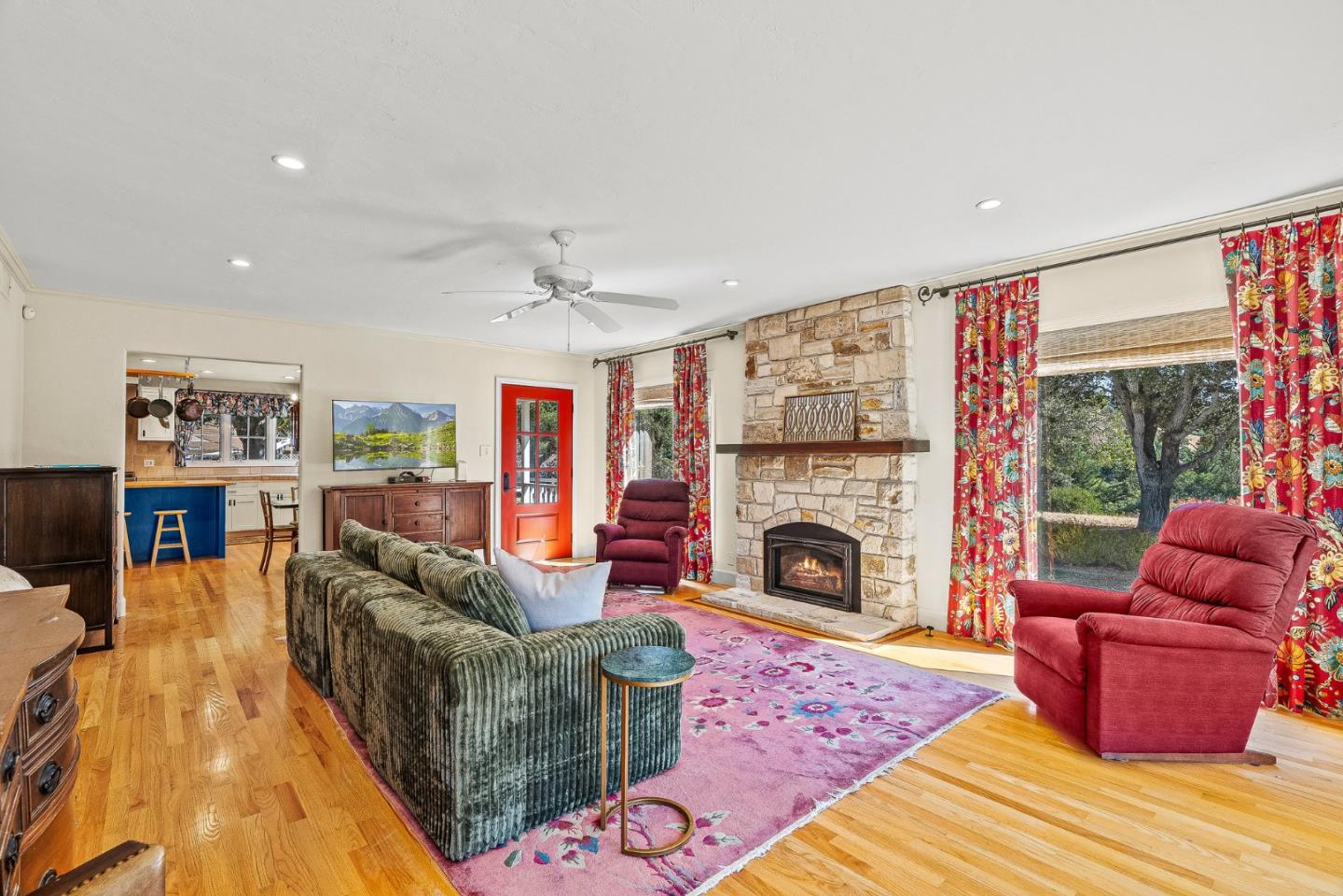Detail Gallery Image 3 of 40 For 713 Salinas Monterey Highway, Salinas,  CA 93908 - 2 Beds | 2 Baths