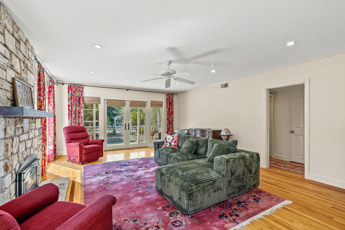 Detail Gallery Image 6 of 40 For 713 Salinas Monterey Highway, Salinas,  CA 93908 - 2 Beds | 2 Baths