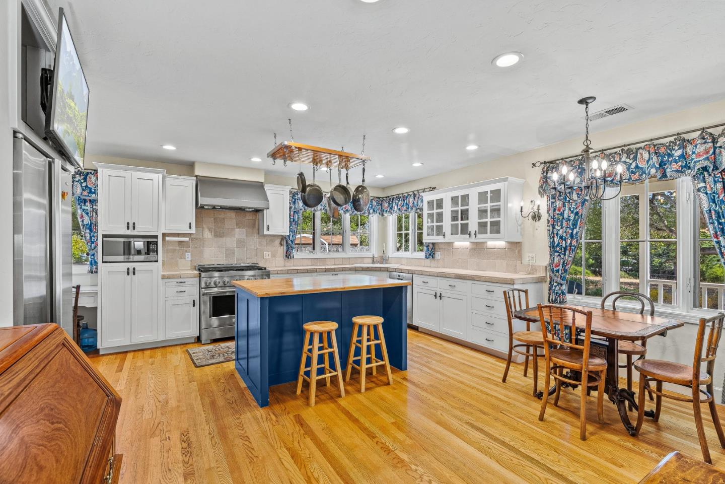 Detail Gallery Image 7 of 40 For 713 Salinas Monterey Highway, Salinas,  CA 93908 - 2 Beds | 2 Baths