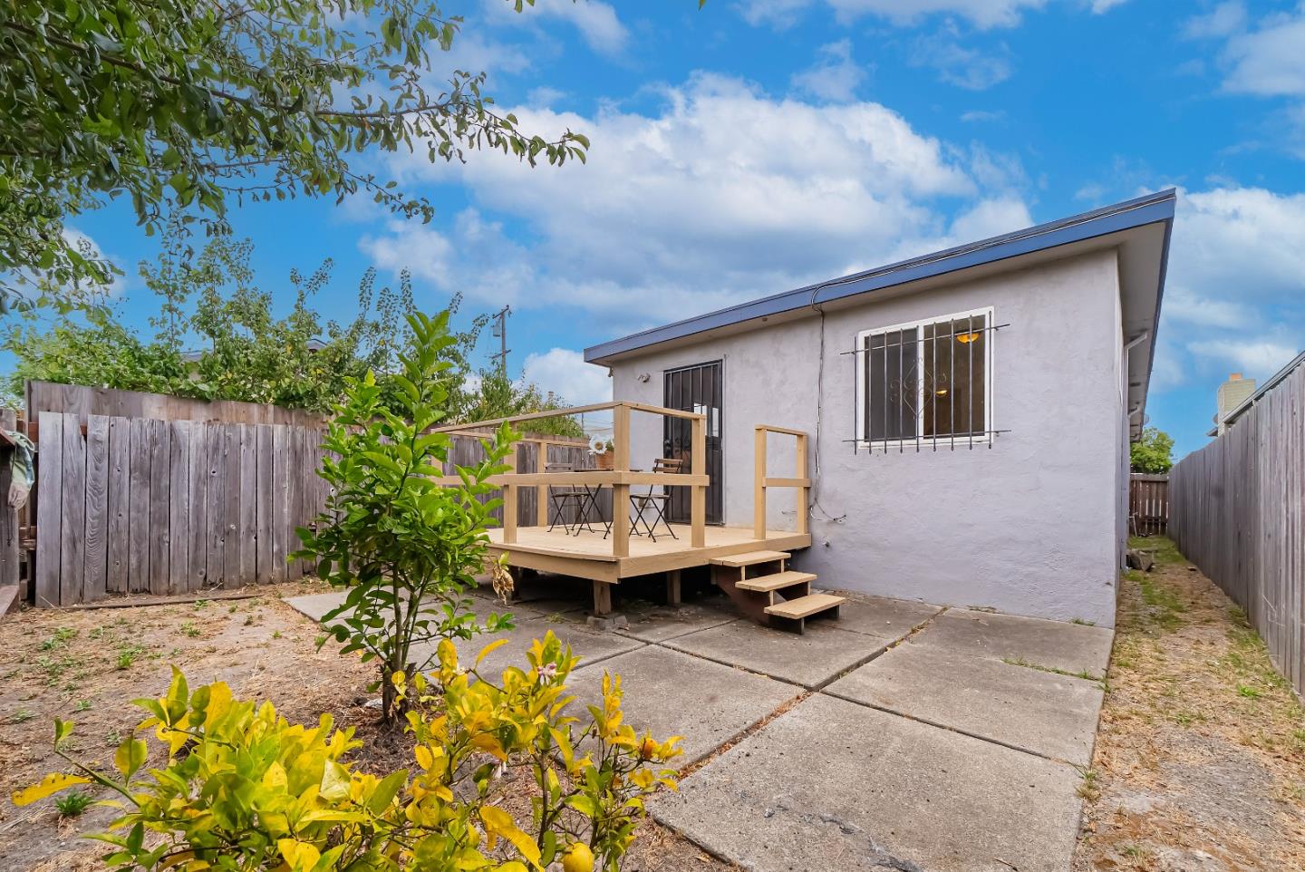 Detail Gallery Image 27 of 38 For 1817 Virginia Ave, Richmond,  CA 94804 - 2 Beds | 1 Baths