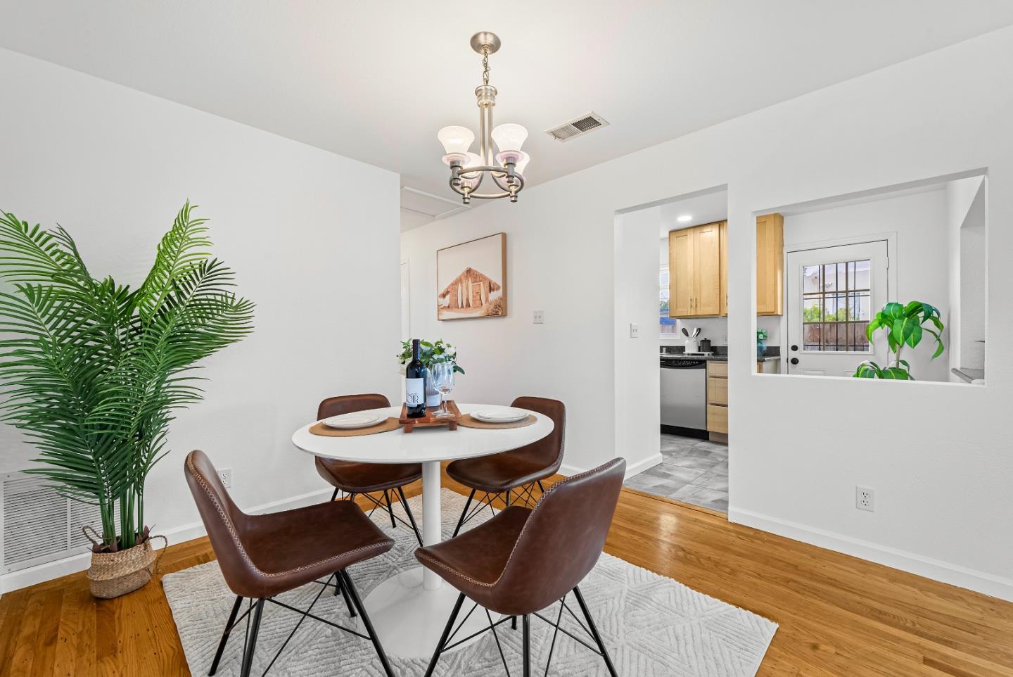 Detail Gallery Image 9 of 38 For 1817 Virginia Ave, Richmond,  CA 94804 - 2 Beds | 1 Baths