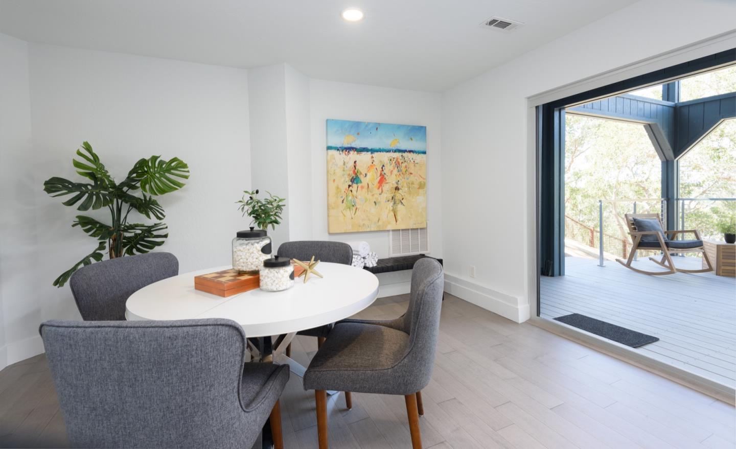 Detail Gallery Image 30 of 54 For 2610 Belmont Canyon Rd, Belmont,  CA 94002 - 5 Beds | 4/1 Baths