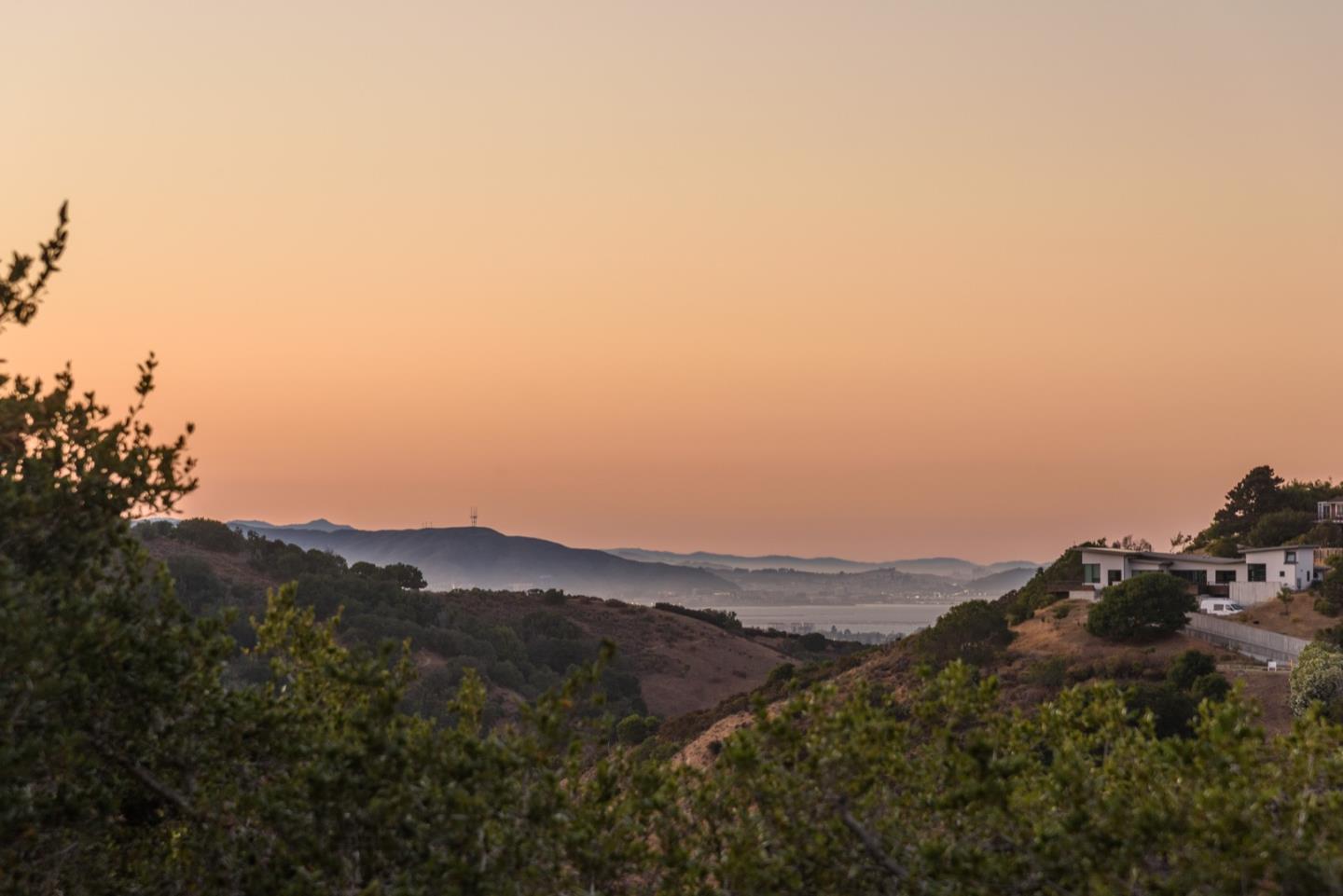 Detail Gallery Image 43 of 54 For 2610 Belmont Canyon Rd, Belmont,  CA 94002 - 5 Beds | 4/1 Baths
