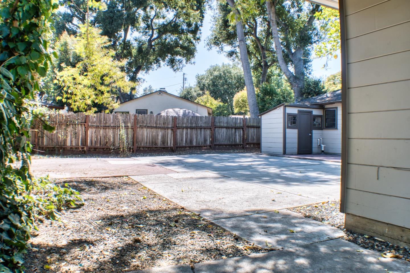 Detail Gallery Image 42 of 44 For 640 Circle Dr, East Palo Alto,  CA 94303 - 3 Beds | 1 Baths