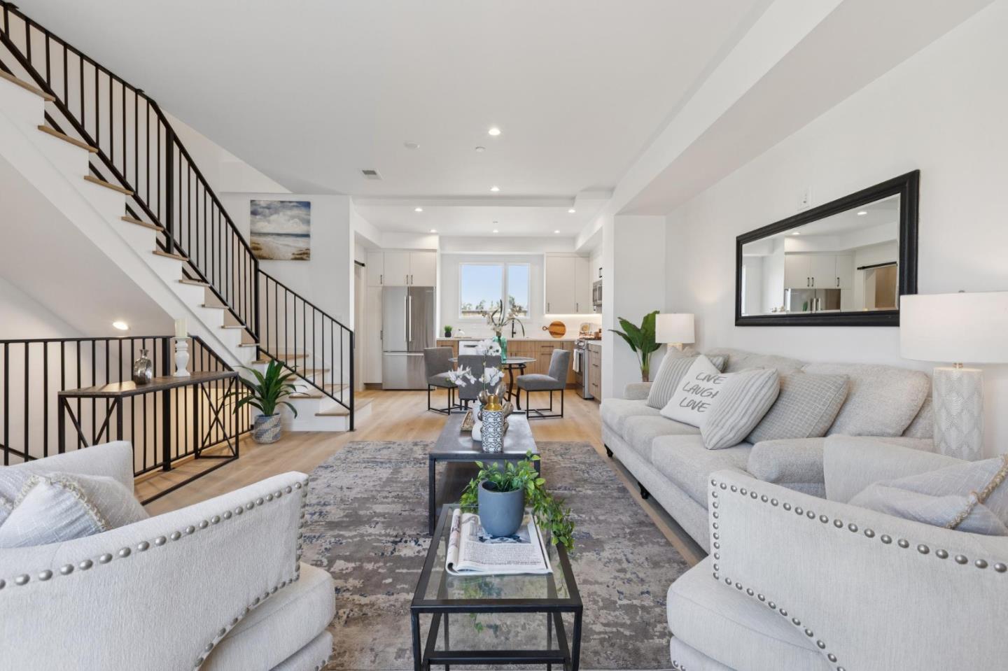 Detail Gallery Image 19 of 58 For 1433 Floribunda Ave #5,  Burlingame,  CA 94010 - 2 Beds | 2/1 Baths
