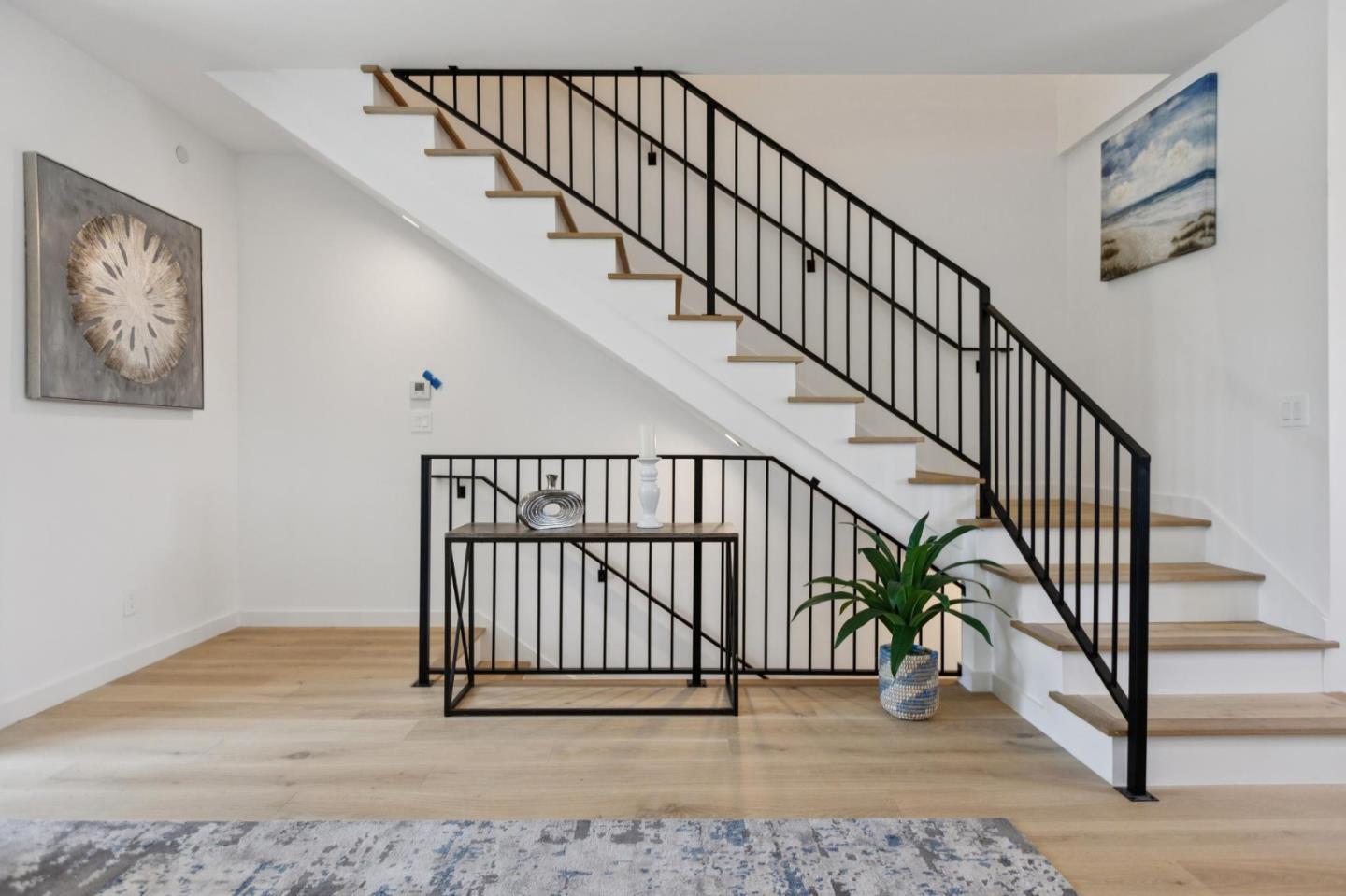 Detail Gallery Image 20 of 58 For 1433 Floribunda Ave #5,  Burlingame,  CA 94010 - 2 Beds | 2/1 Baths