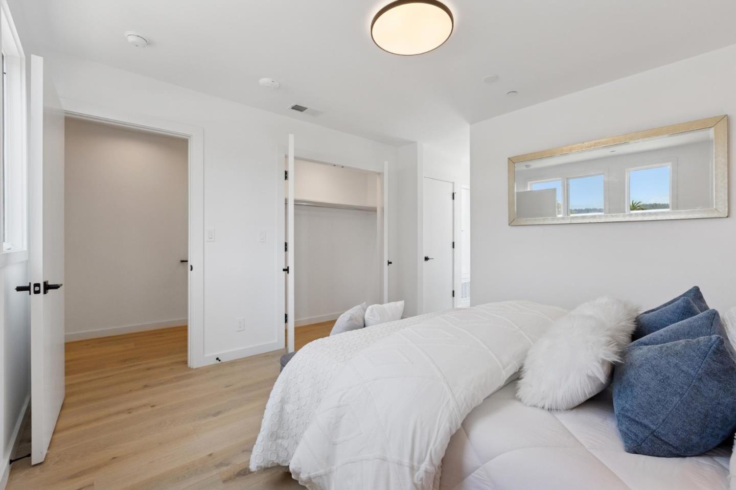 Detail Gallery Image 35 of 58 For 1433 Floribunda Ave #5,  Burlingame,  CA 94010 - 2 Beds | 2/1 Baths