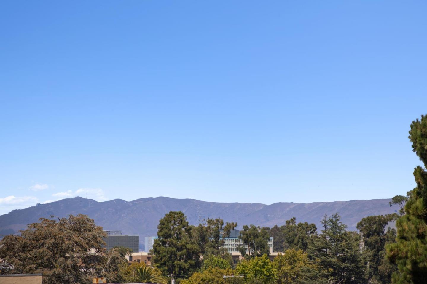 Detail Gallery Image 43 of 58 For 1433 Floribunda Ave #5,  Burlingame,  CA 94010 - 2 Beds | 2/1 Baths