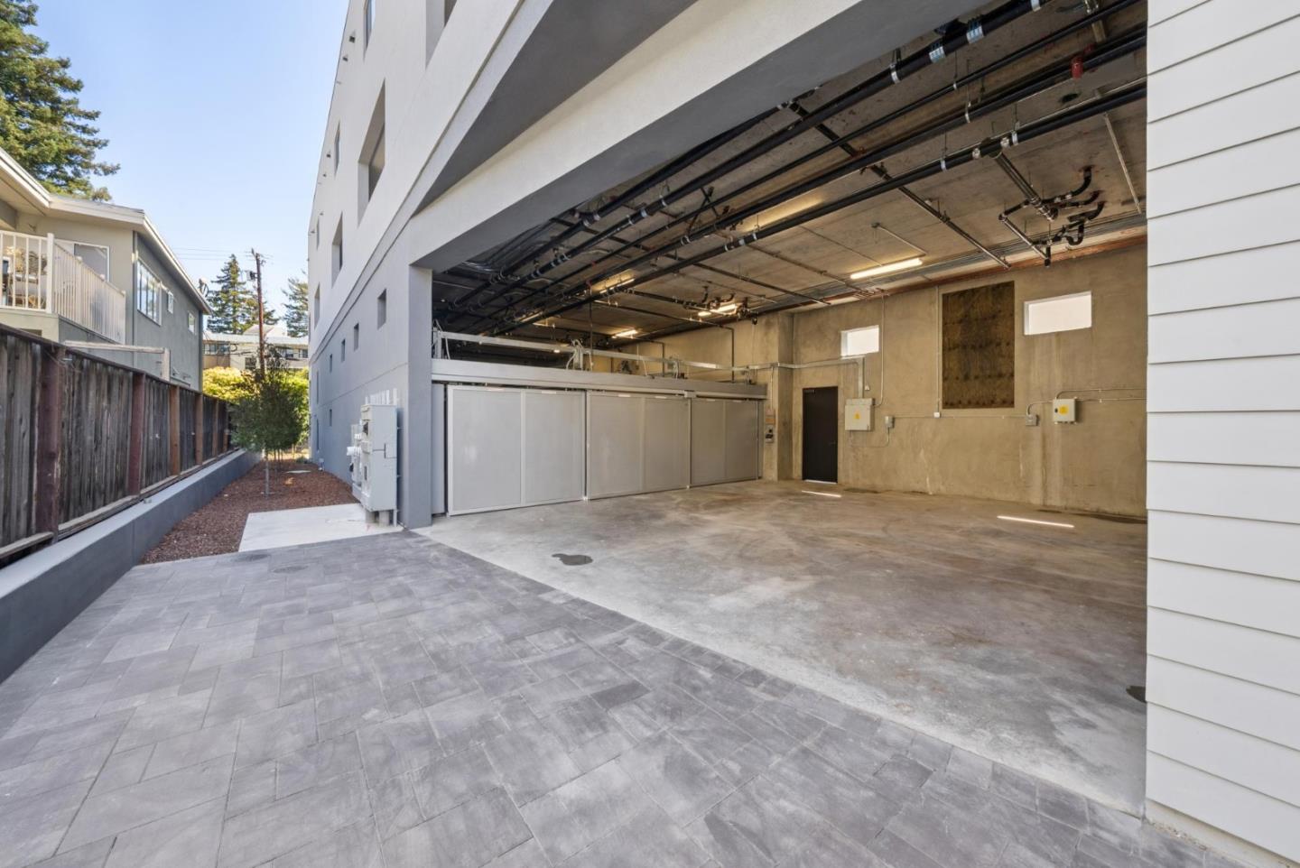 Detail Gallery Image 55 of 58 For 1433 Floribunda Ave #5,  Burlingame,  CA 94010 - 2 Beds | 2/1 Baths