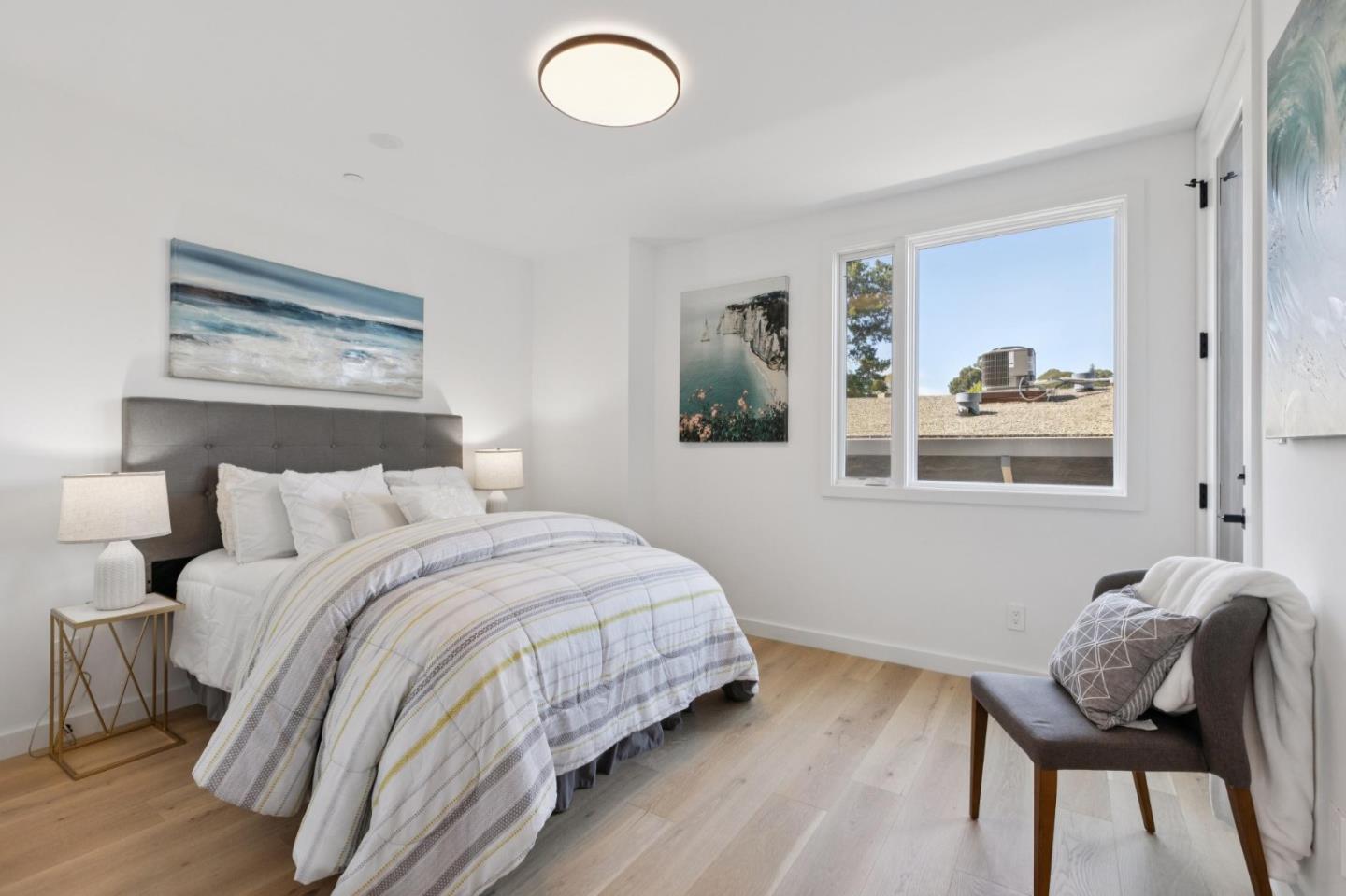 Detail Gallery Image 6 of 58 For 1433 Floribunda Ave #5,  Burlingame,  CA 94010 - 2 Beds | 2/1 Baths
