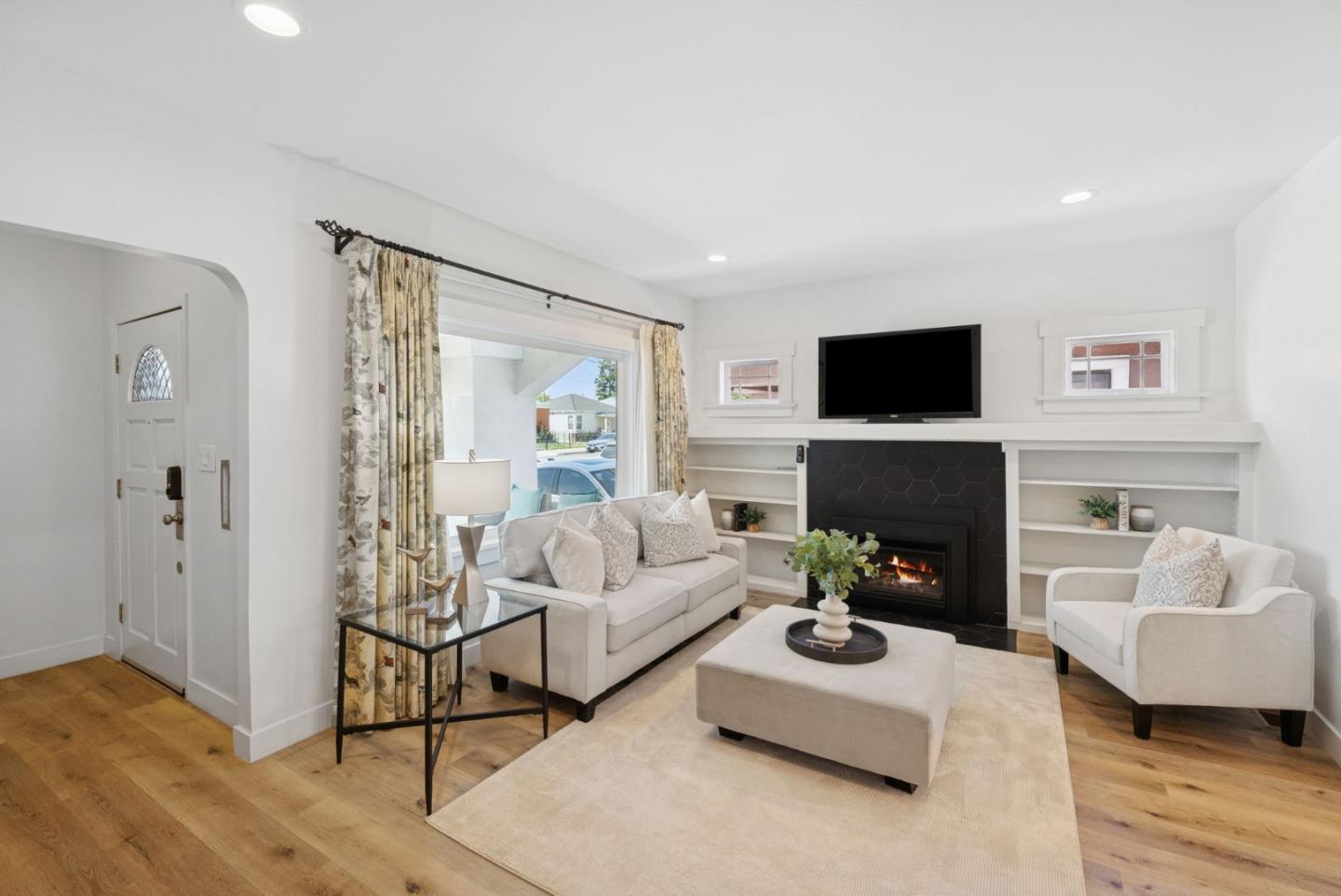 Detail Gallery Image 7 of 54 For 114 Hollywood Ave, San Jose,  CA 95112 - 3 Beds | 2 Baths