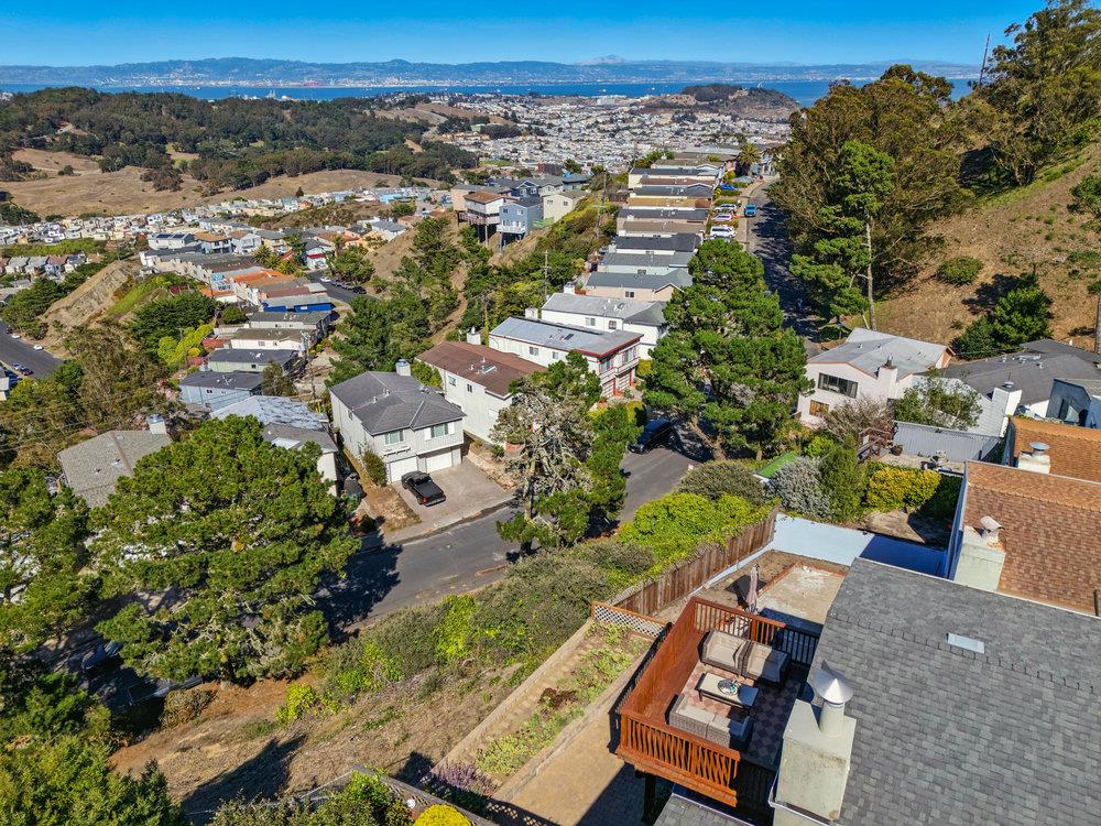 Detail Gallery Image 63 of 73 For 46 Caroline Way, Daly City,  CA 94014 - 3 Beds | 1/1 Baths