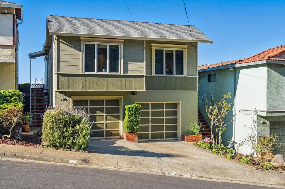 Detail Gallery Image 7 of 73 For 46 Caroline Way, Daly City,  CA 94014 - 3 Beds | 1/1 Baths