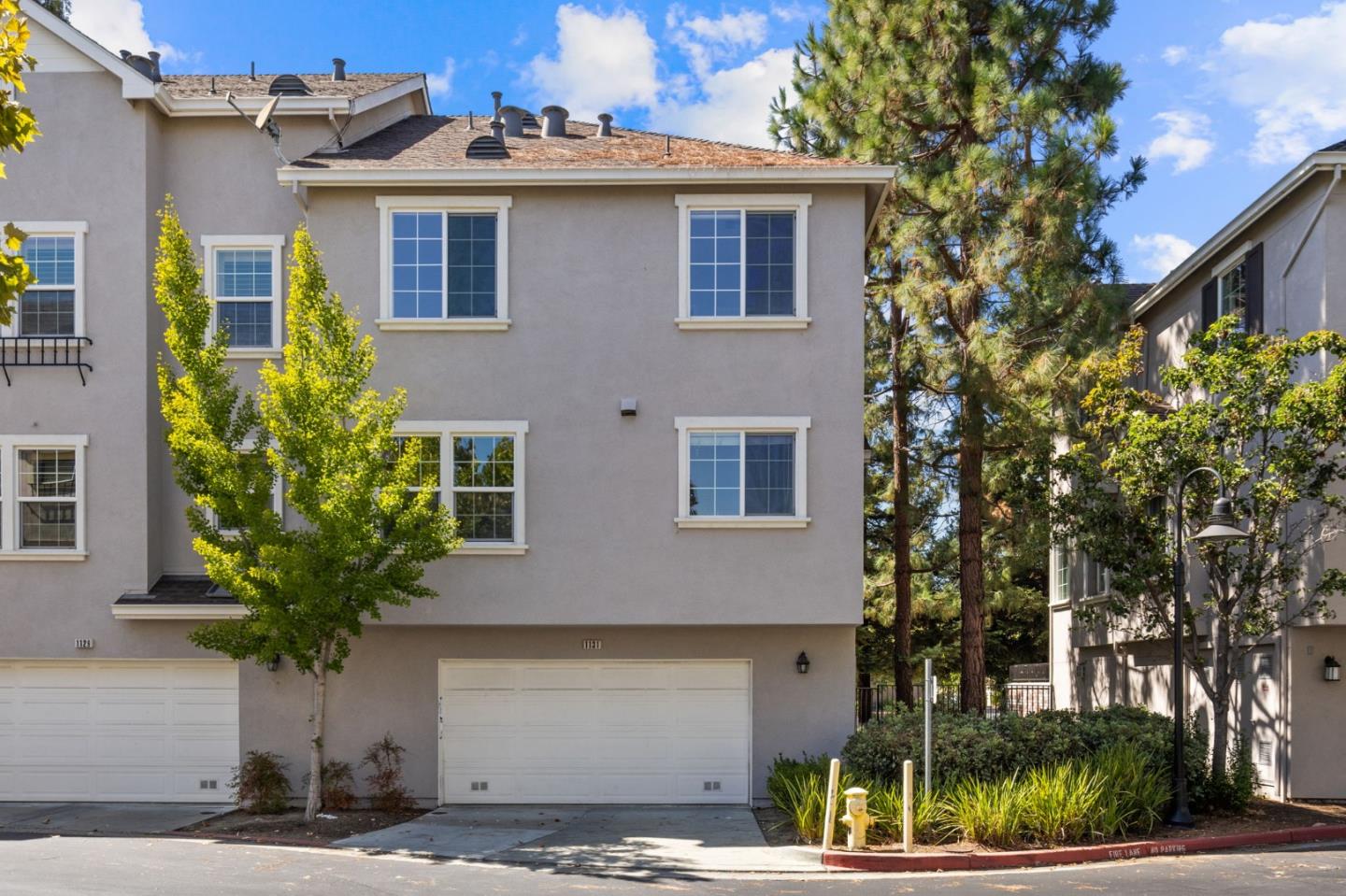 Detail Gallery Image 10 of 55 For 1131 Munich Ter, Sunnyvale,  CA 94089 - 4 Beds | 3 Baths