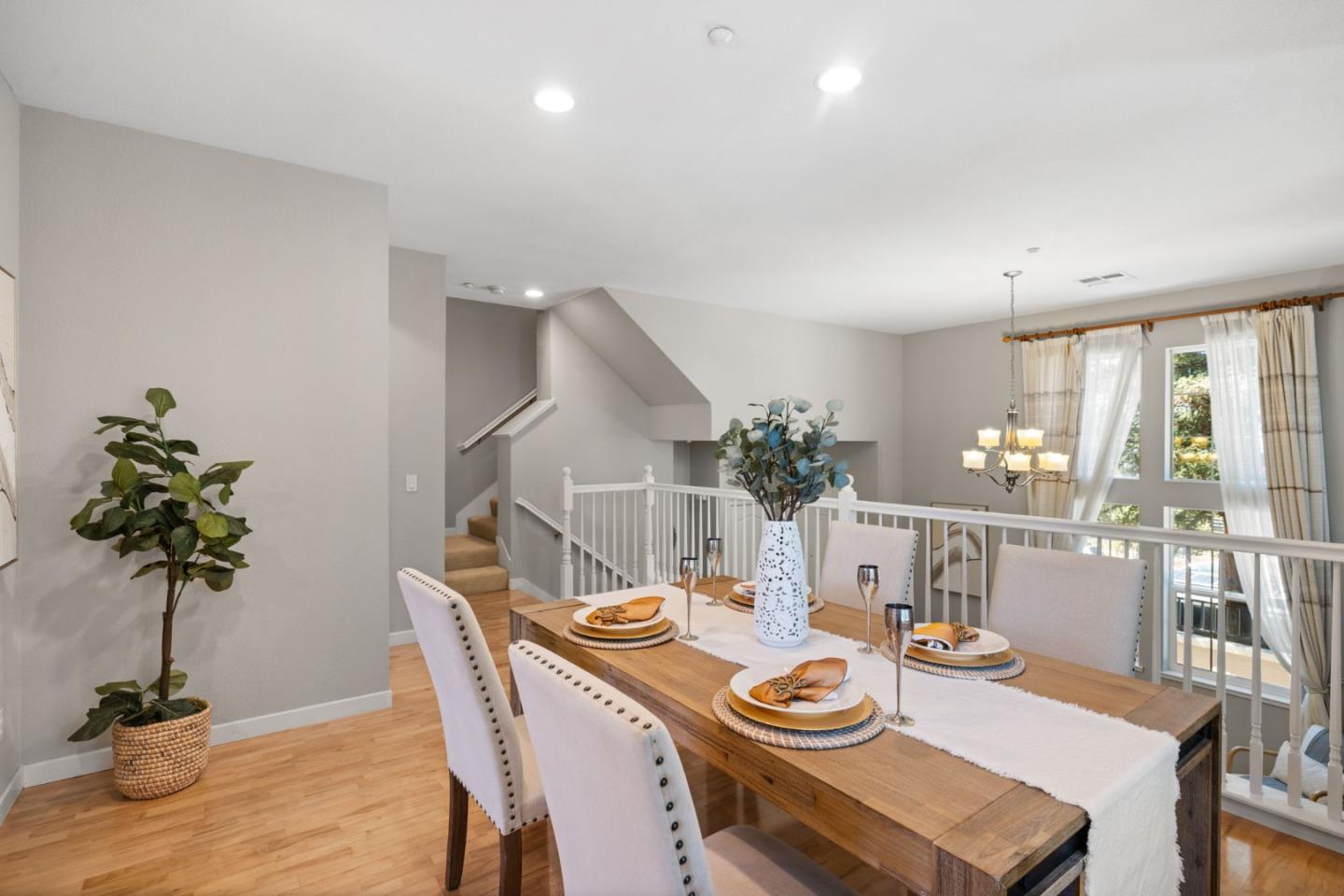 Detail Gallery Image 18 of 55 For 1131 Munich Ter, Sunnyvale,  CA 94089 - 4 Beds | 3 Baths