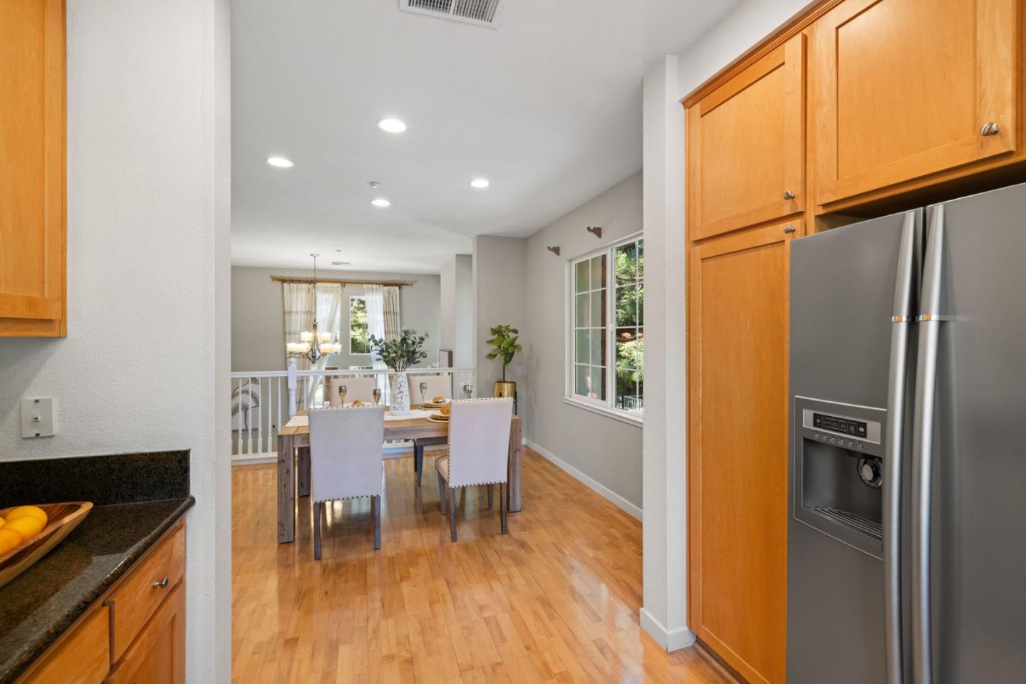 Detail Gallery Image 29 of 55 For 1131 Munich Ter, Sunnyvale,  CA 94089 - 4 Beds | 3 Baths