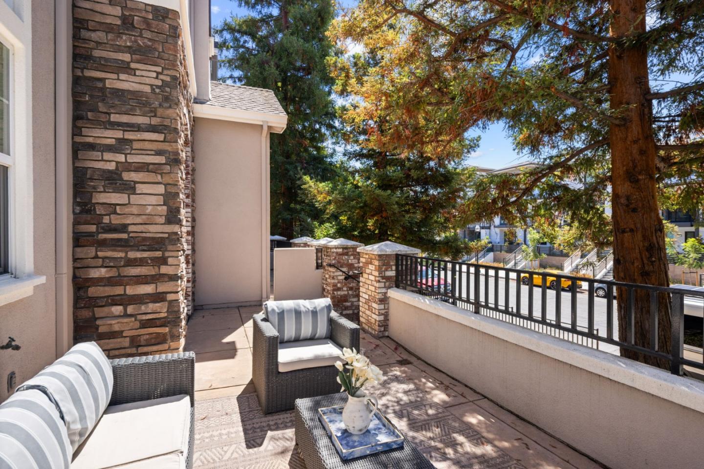 Detail Gallery Image 7 of 55 For 1131 Munich Ter, Sunnyvale,  CA 94089 - 4 Beds | 3 Baths