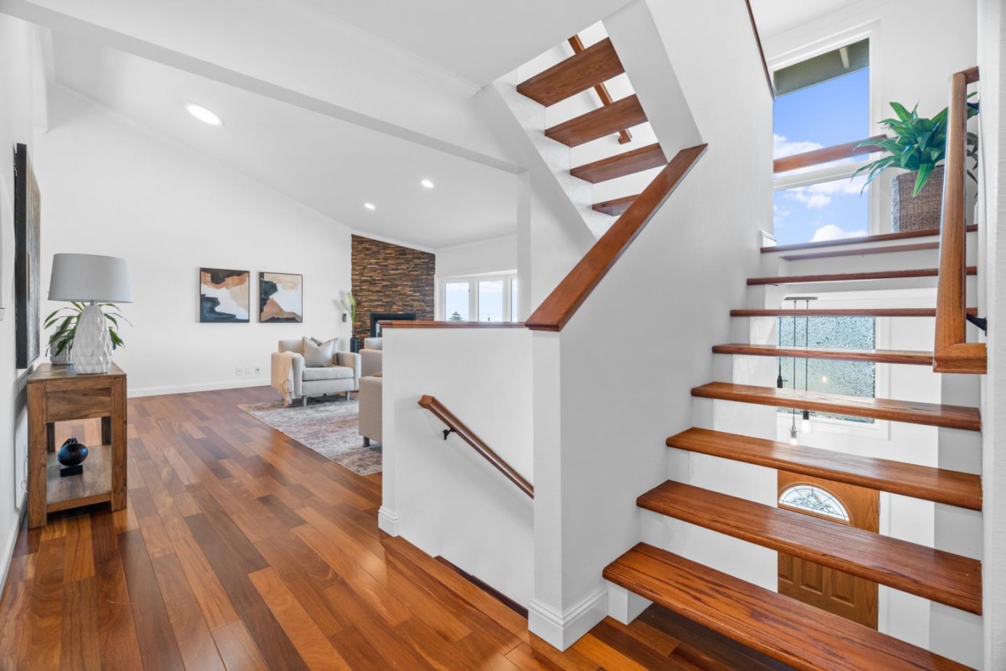 Detail Gallery Image 16 of 37 For 1214 North Rd, Belmont,  CA 94002 - 3 Beds | 3 Baths