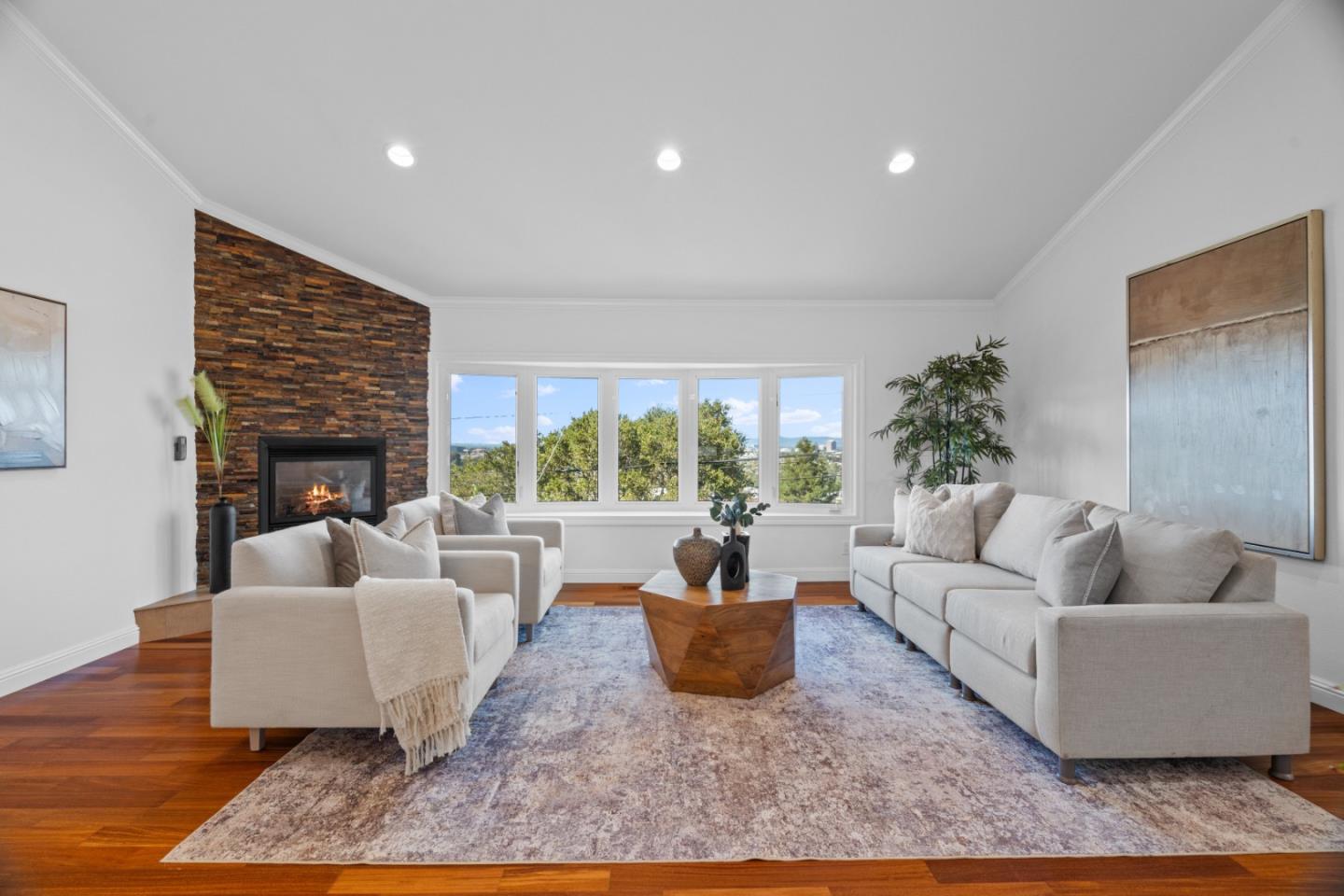 Detail Gallery Image 2 of 37 For 1214 North Rd, Belmont,  CA 94002 - 3 Beds | 3 Baths