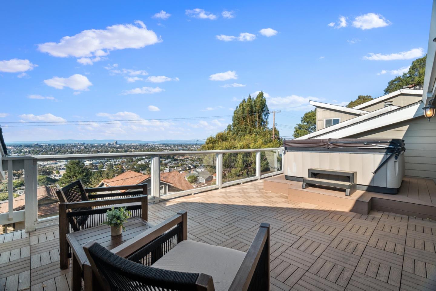 Detail Gallery Image 21 of 37 For 1214 North Rd, Belmont,  CA 94002 - 3 Beds | 3 Baths
