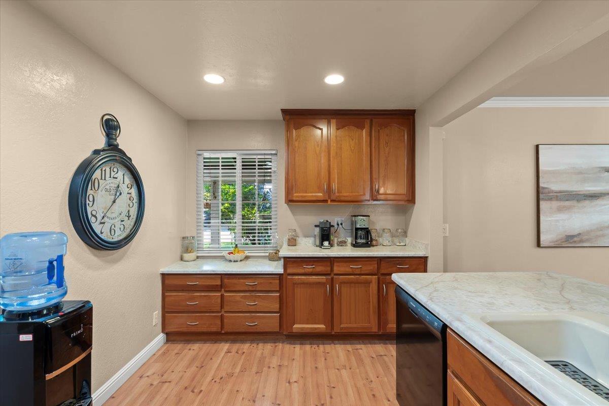 Detail Gallery Image 10 of 20 For 3443 Fowler Ave, Santa Clara,  CA 95051 - 3 Beds | 2 Baths