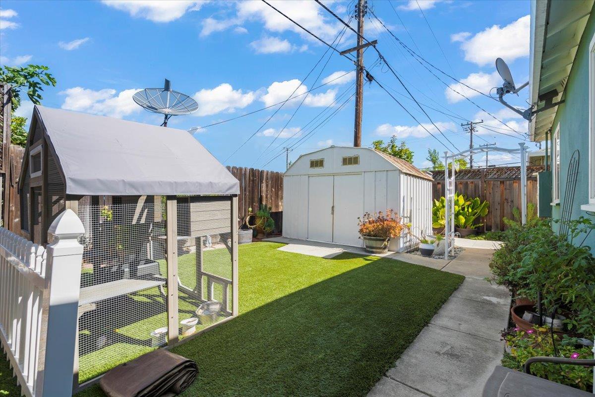 Detail Gallery Image 20 of 20 For 3443 Fowler Ave, Santa Clara,  CA 95051 - 3 Beds | 2 Baths