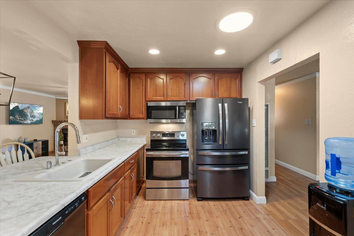 Detail Gallery Image 9 of 20 For 3443 Fowler Ave, Santa Clara,  CA 95051 - 3 Beds | 2 Baths