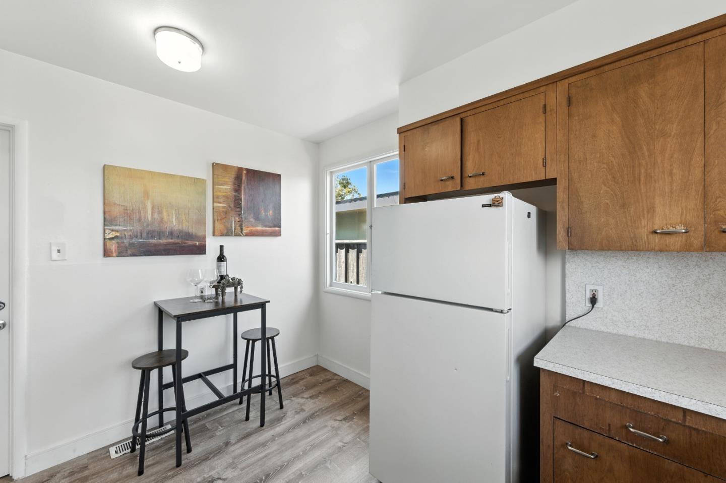Detail Gallery Image 17 of 34 For 2931 Sunset Ter, San Mateo,  CA 94403 - 3 Beds | 1 Baths