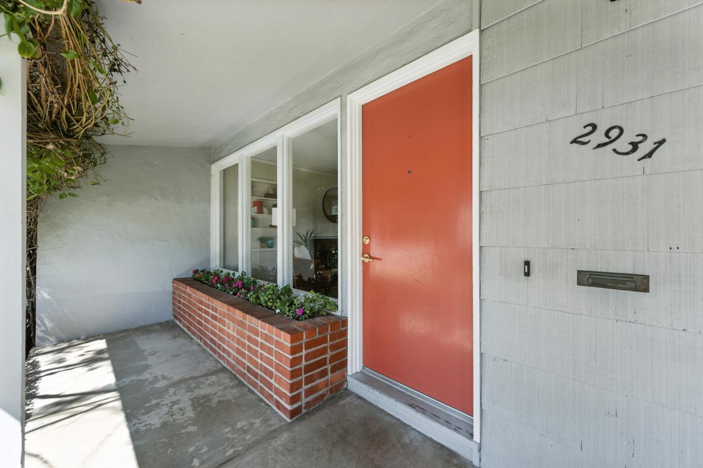 Detail Gallery Image 6 of 34 For 2931 Sunset Ter, San Mateo,  CA 94403 - 3 Beds | 1 Baths