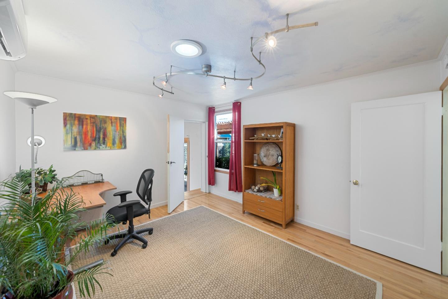 Detail Gallery Image 23 of 35 For 1080 8th Ave, Redwood City,  CA 94063 - 3 Beds | 1 Baths