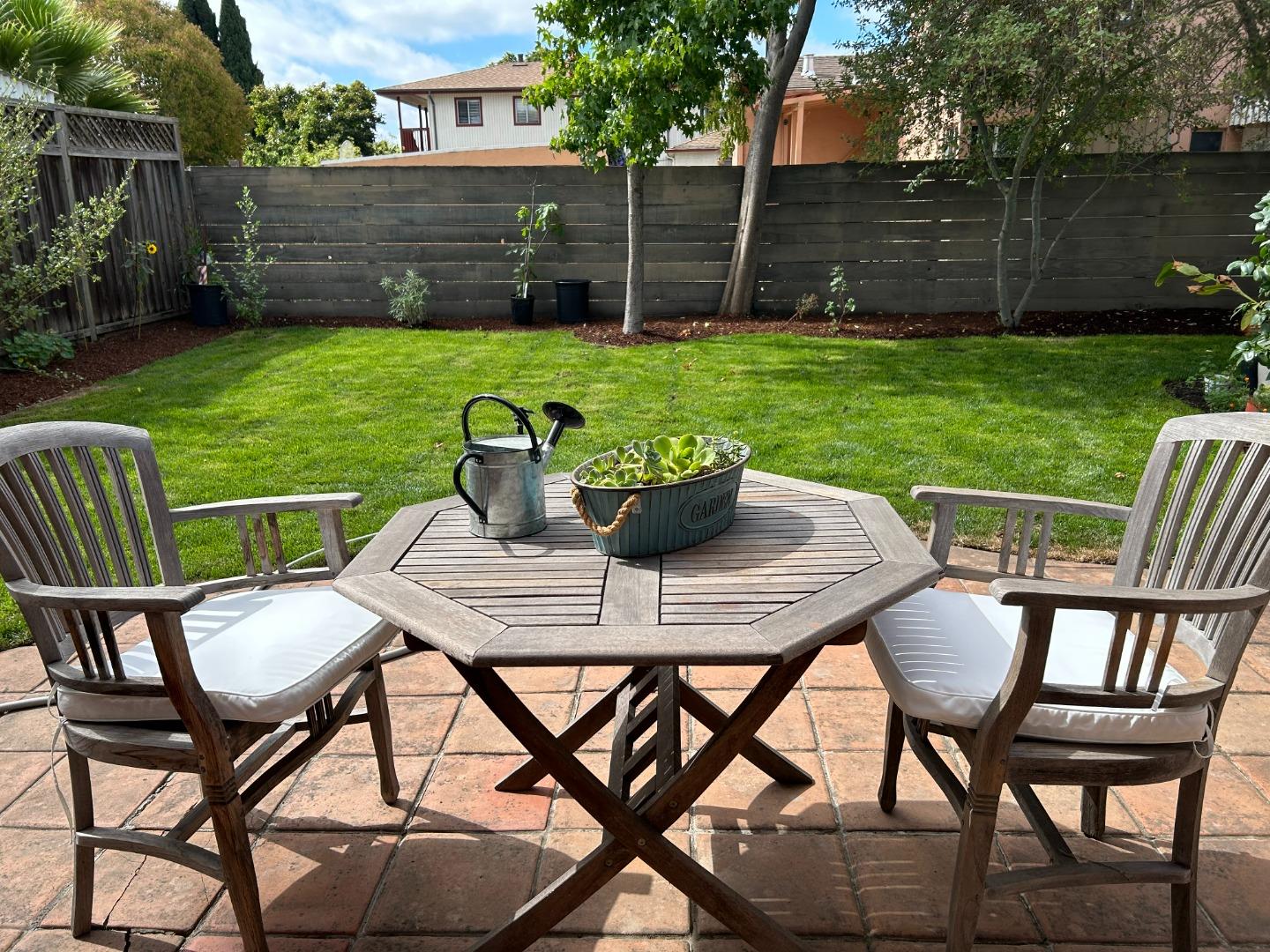 Detail Gallery Image 27 of 35 For 1080 8th Ave, Redwood City,  CA 94063 - 3 Beds | 1 Baths