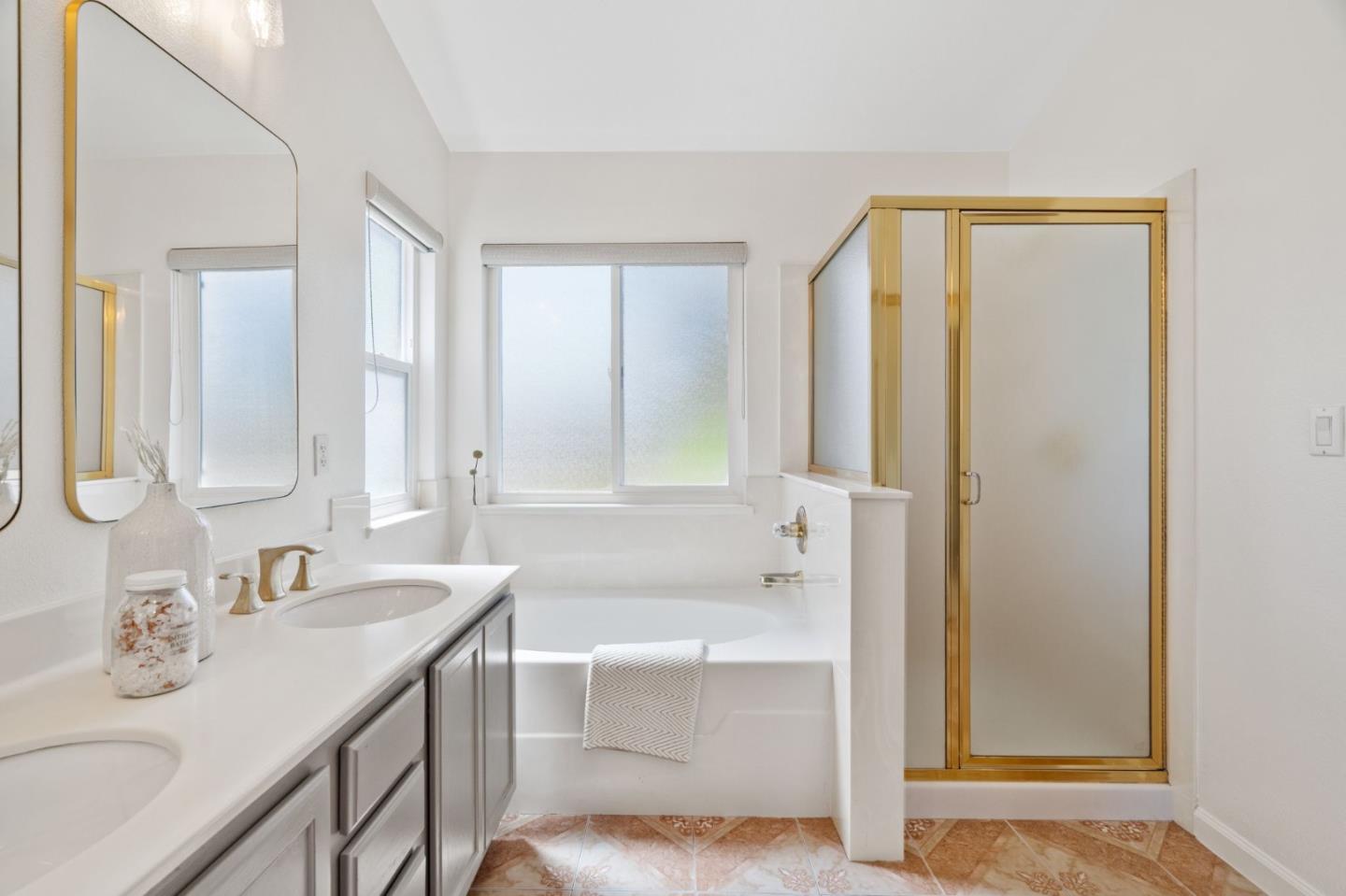 Detail Gallery Image 24 of 48 For 4261 Verdigris Cir, San Jose,  CA 95134 - 3 Beds | 2/1 Baths