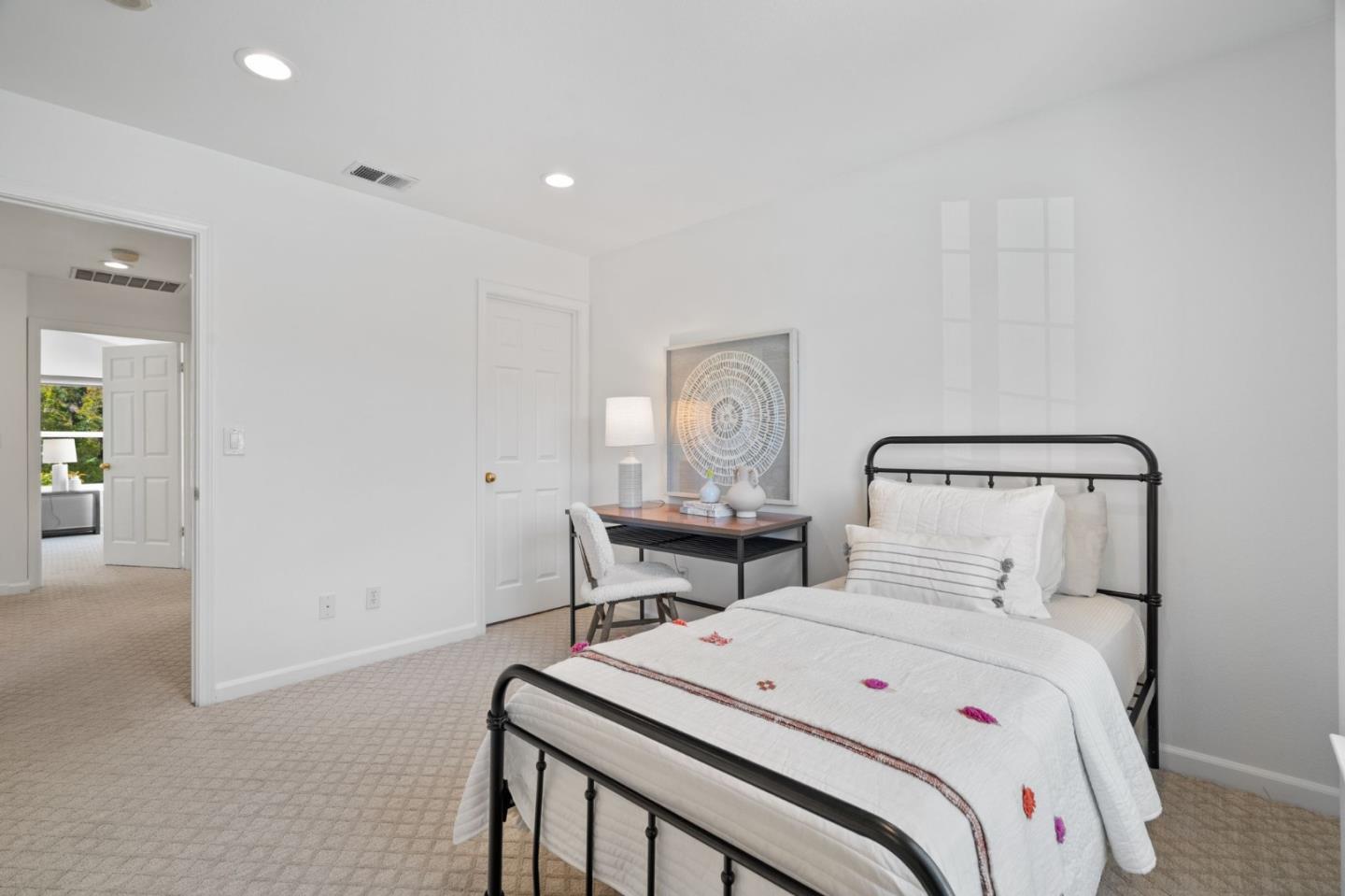 Detail Gallery Image 31 of 48 For 4261 Verdigris Cir, San Jose,  CA 95134 - 3 Beds | 2/1 Baths